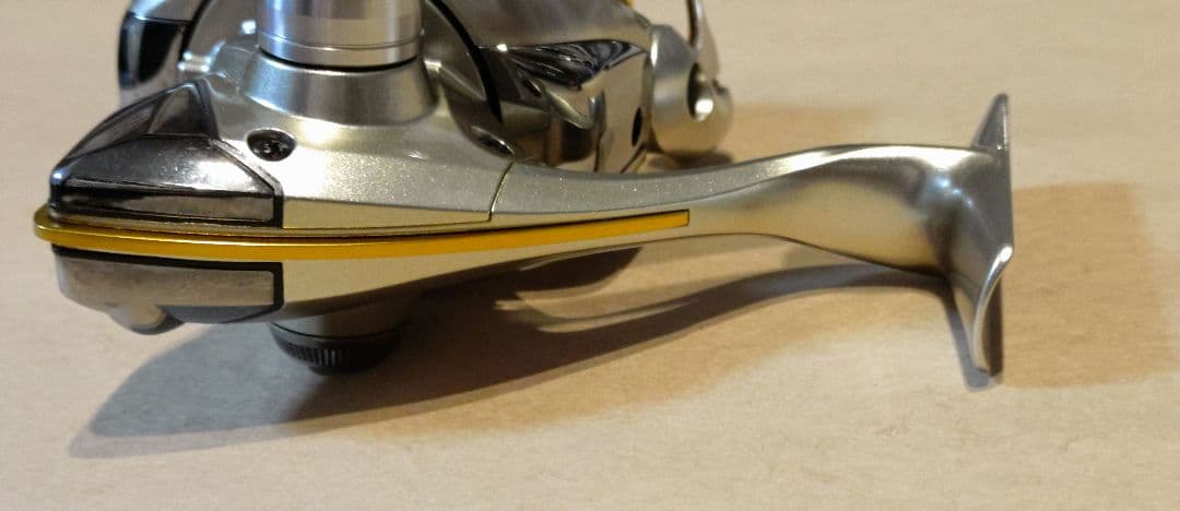 【名機・淡水のみ】シマノ 06 ツインパワー Mg 2500HGS（清掃済み）