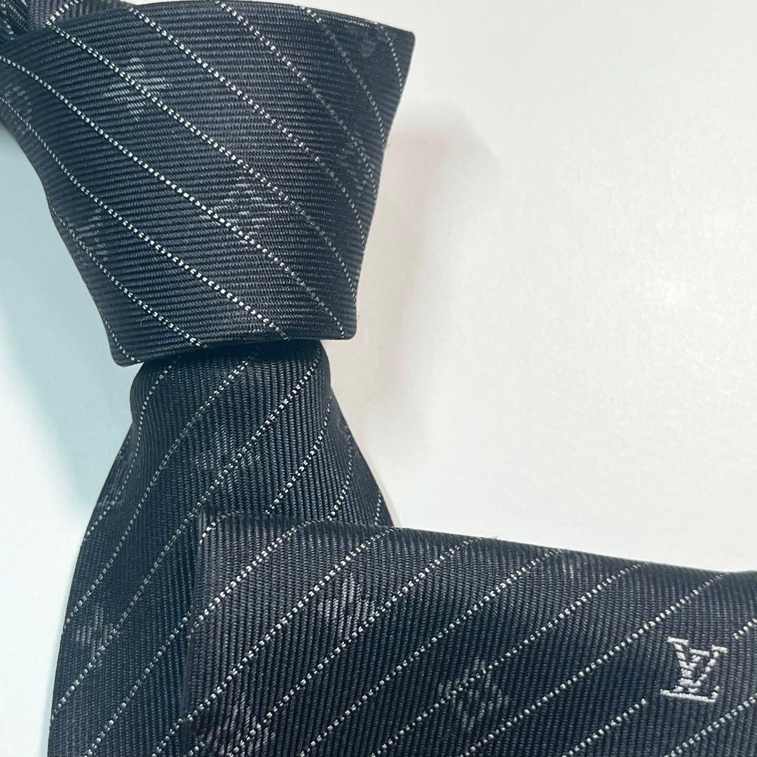 現行✨極美品✨LOUIS VUITTON ネクタイ　モノグラム　LV ナロータイ