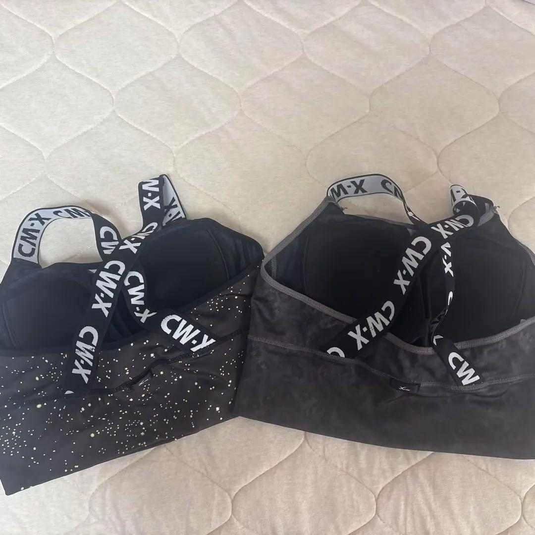 モモモモ【cw-x】トレーニングブラ 2点セット