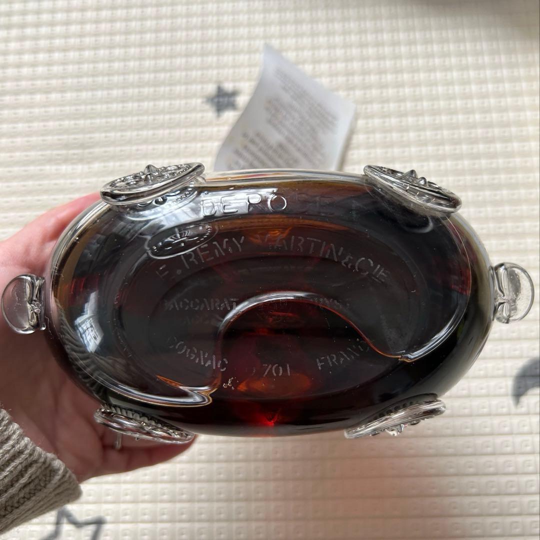 未開栓　古酒 レミーマルタン ルイ13世 箱あり　栓あり　箱に染み有り
