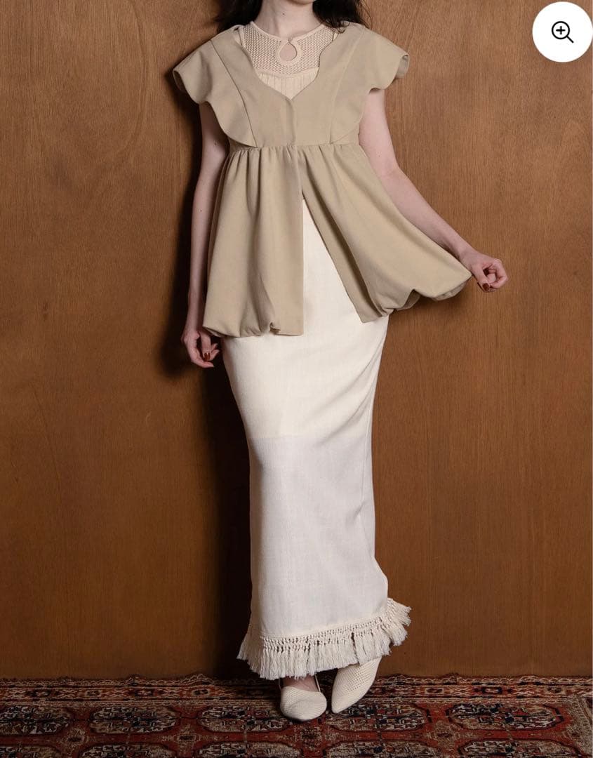 euw ○ nuance collar short gilet / beige