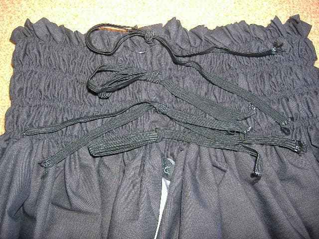 《月末セール！》パウスカート◎極楽鳥花◎イエイエ◎黒地Ｘ白柄