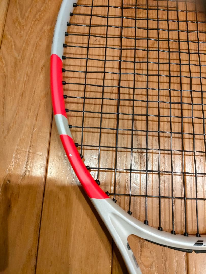 [品質保証書付きガット張りたて]ピュアストライク100 2024 バボラ G2