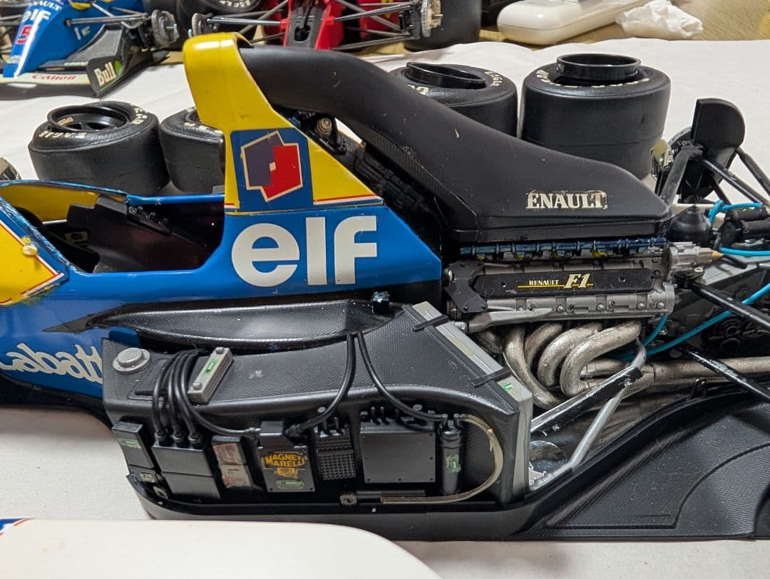 タイヤ1/12ウィリアムズルノーFW14B組み立て済ジャンク