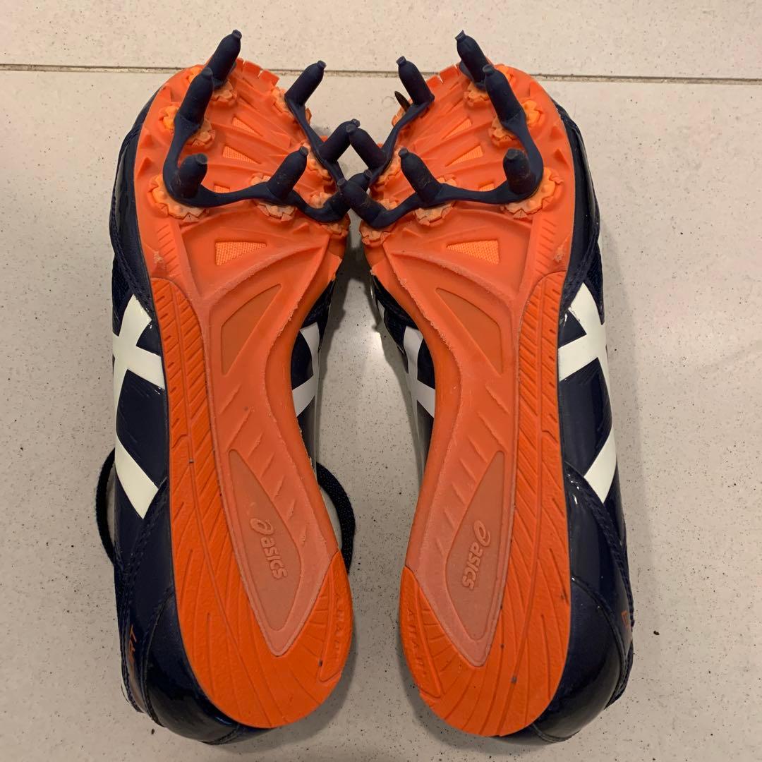 アシックス　陸上競技用スパイクシューズ！