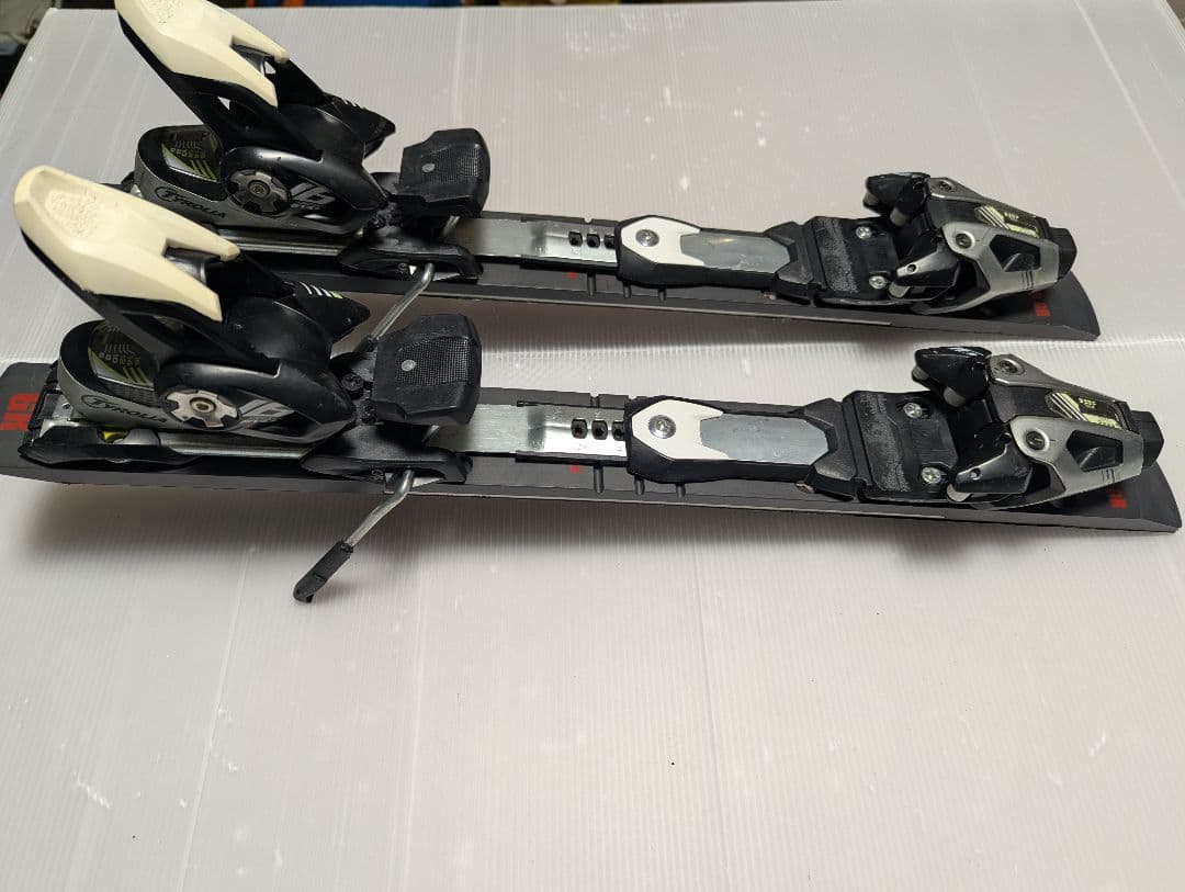 チロリアRACE EVO 16FREEFLEX＋ RC600GRプレート