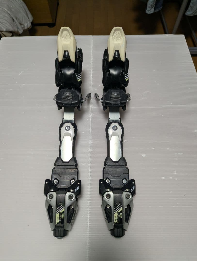 チロリアRACE EVO 16FREEFLEX＋ RC600GRプレート