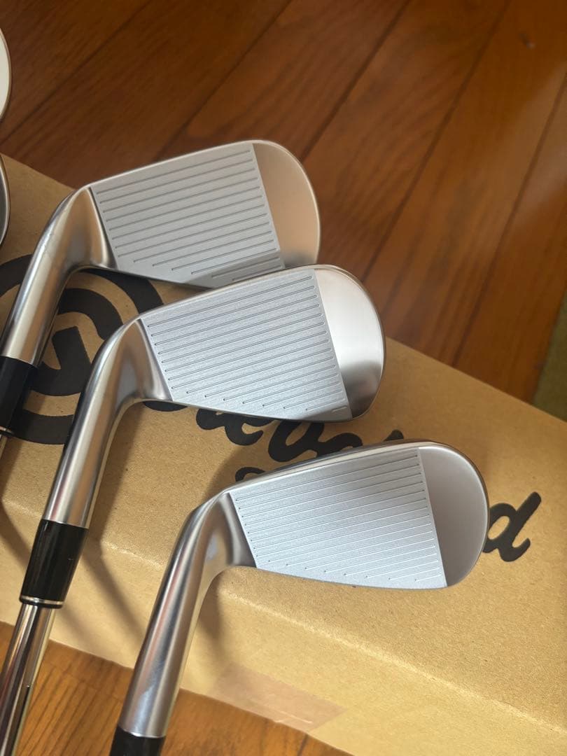 美品　スリクソン　ZXi7 アイアン　DG S200 5-PW 6本