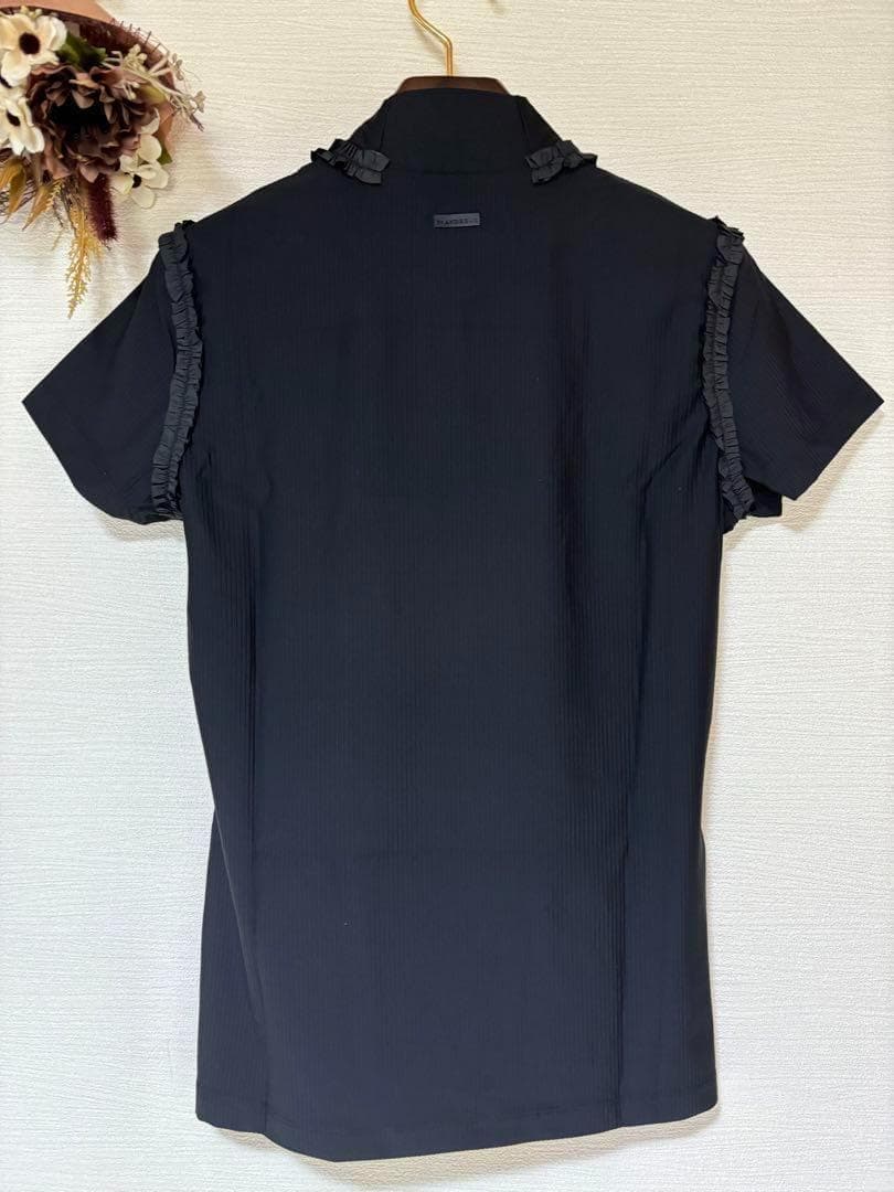 【新品】サウスケープゴルフ　ハイネック花モチーフ・トップス半袖