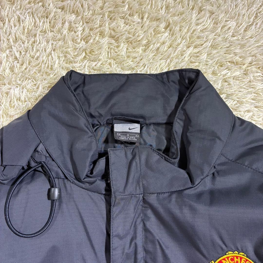 NIKE ナイキ　マンチェスターユナイテッド　中綿　ナイロンジャケット　アウター