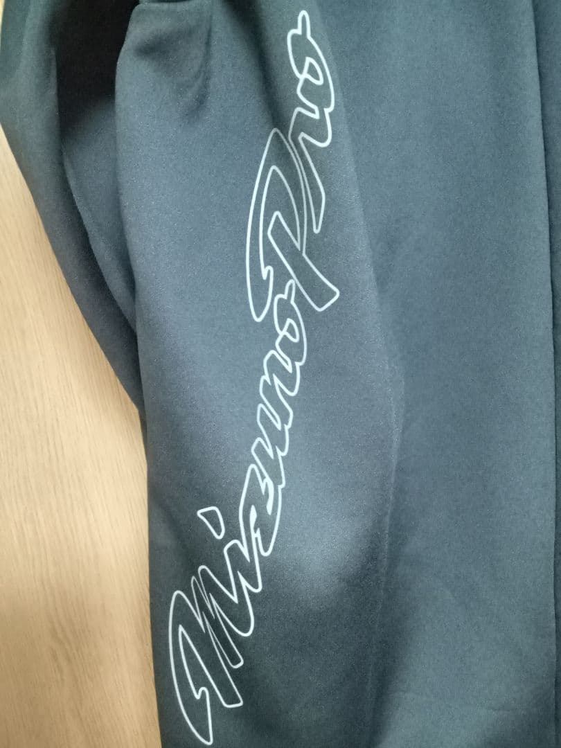 ま*読様 ミズノプロ ストレッチスウェットパーカー 2XO