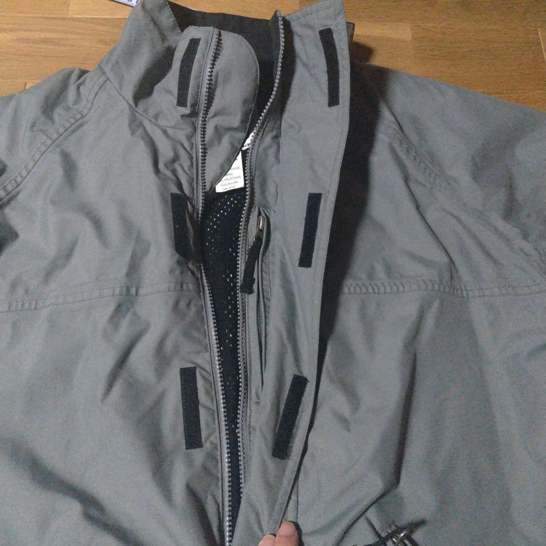 VOLCOM ボルコム　スノーボードウェアSサイズ グレー