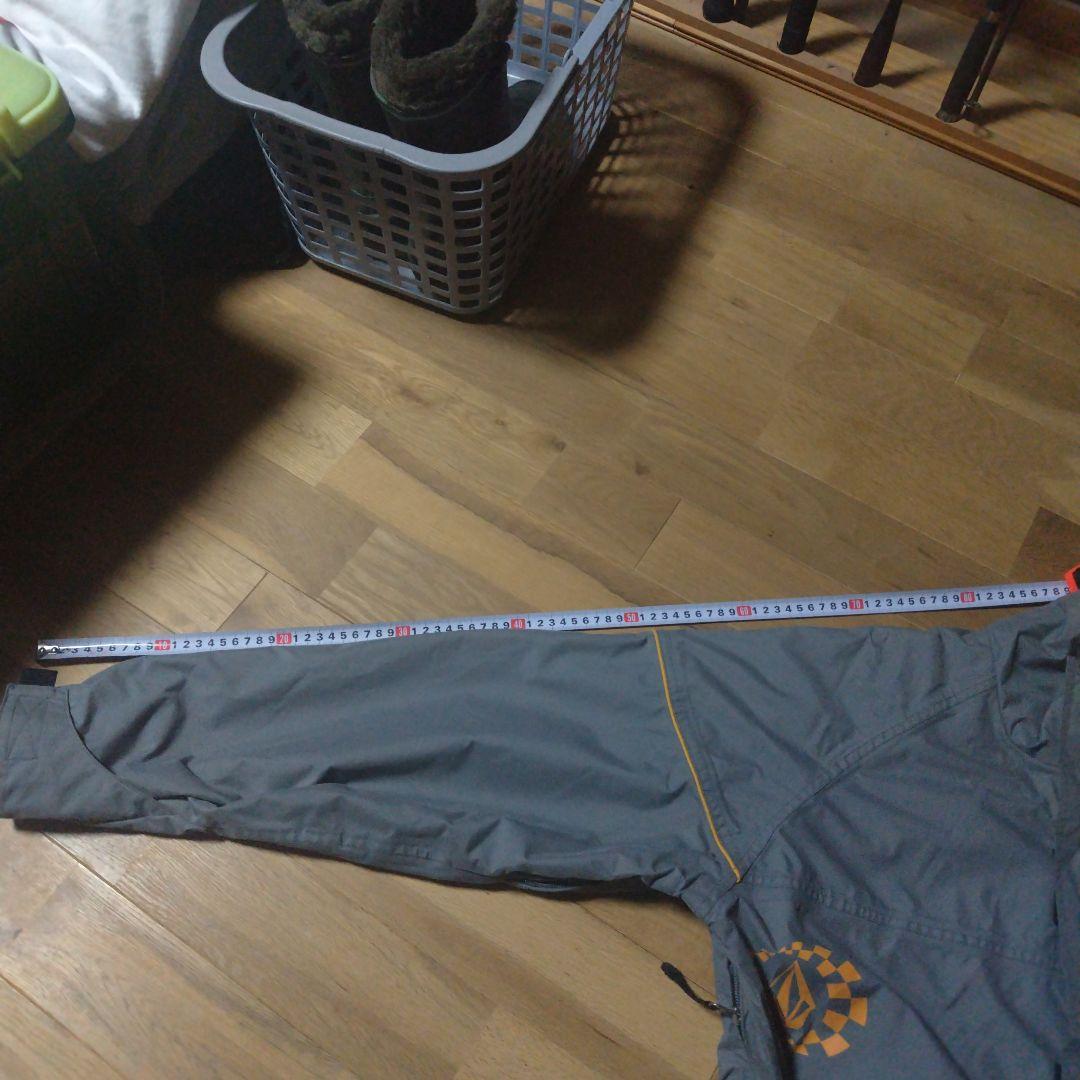 VOLCOM ボルコム　スノーボードウェアSサイズ グレー