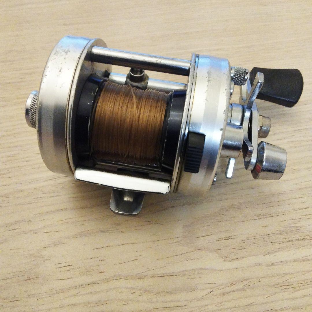 オールド ABU Ambassadeur 2500C ラージクレスト