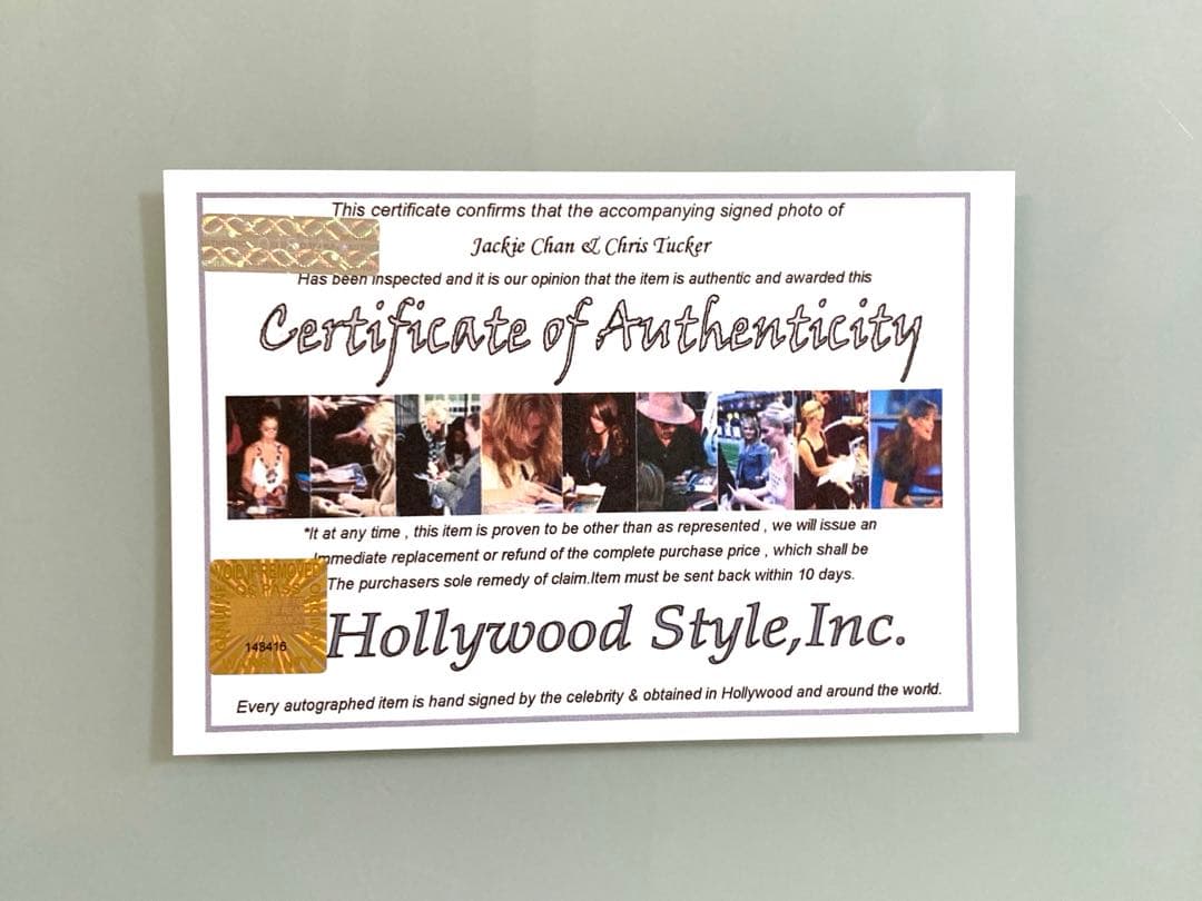 ジャッキーチェンとクリスタッカー直筆サイン入り2Lサイズ写真…