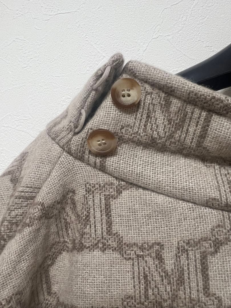 新品　MaxMara ベージュ ポンチョ 04