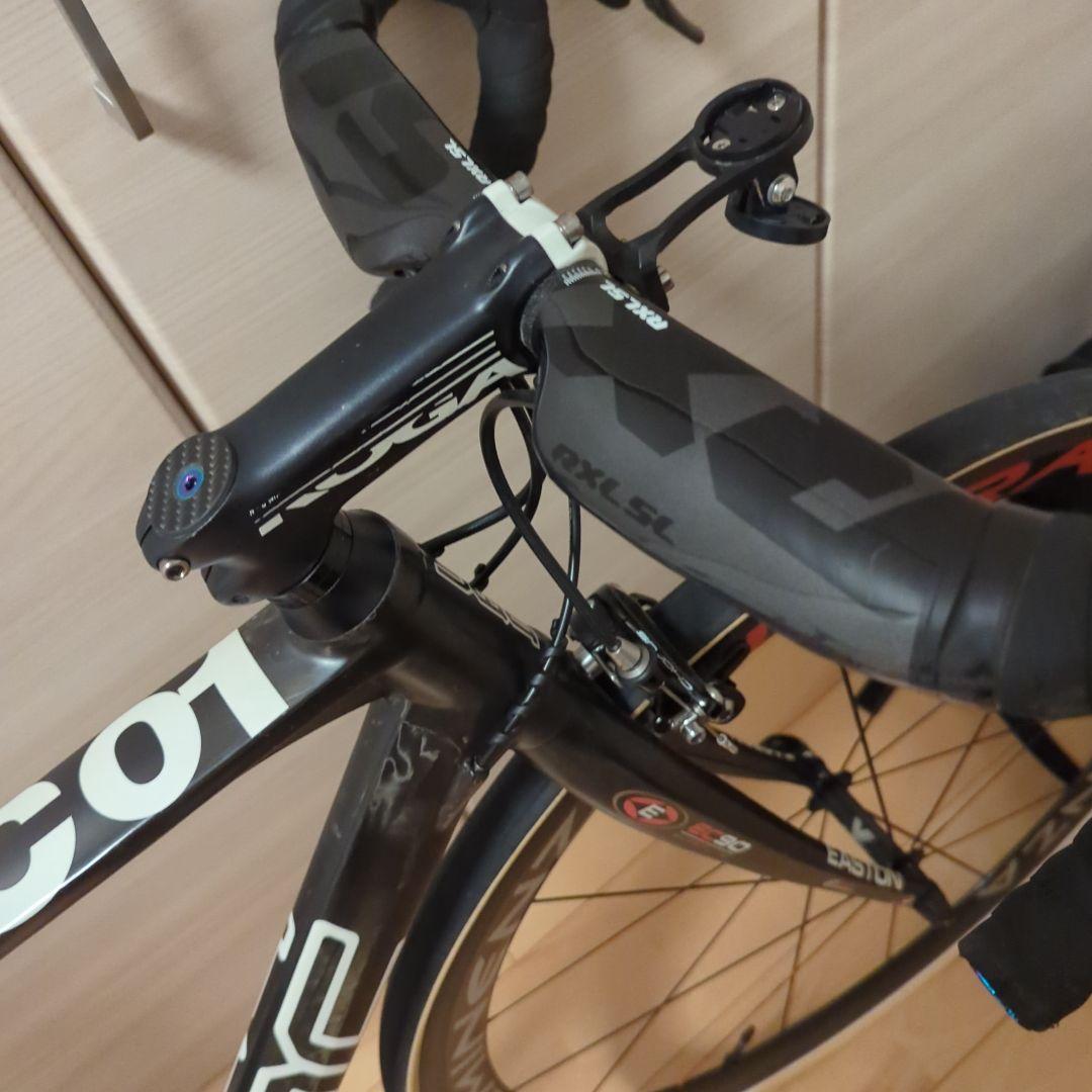 BMC フルカーボンロードバイク　カンパニョーロ組