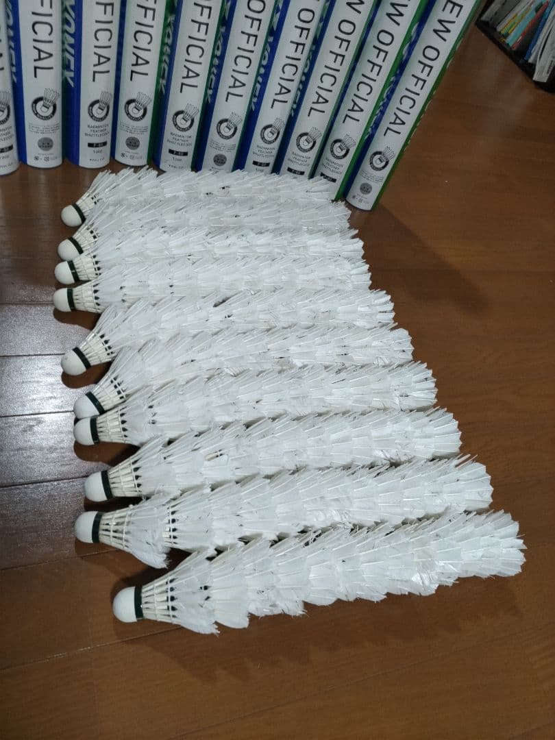 YONEXニューオフィシャル(F80)ノック用130個