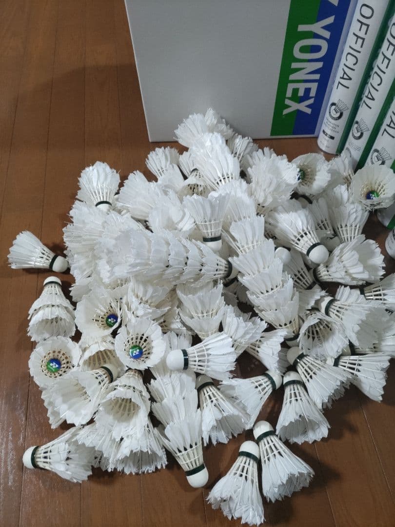 YONEXニューオフィシャル(F80)ノック用130個