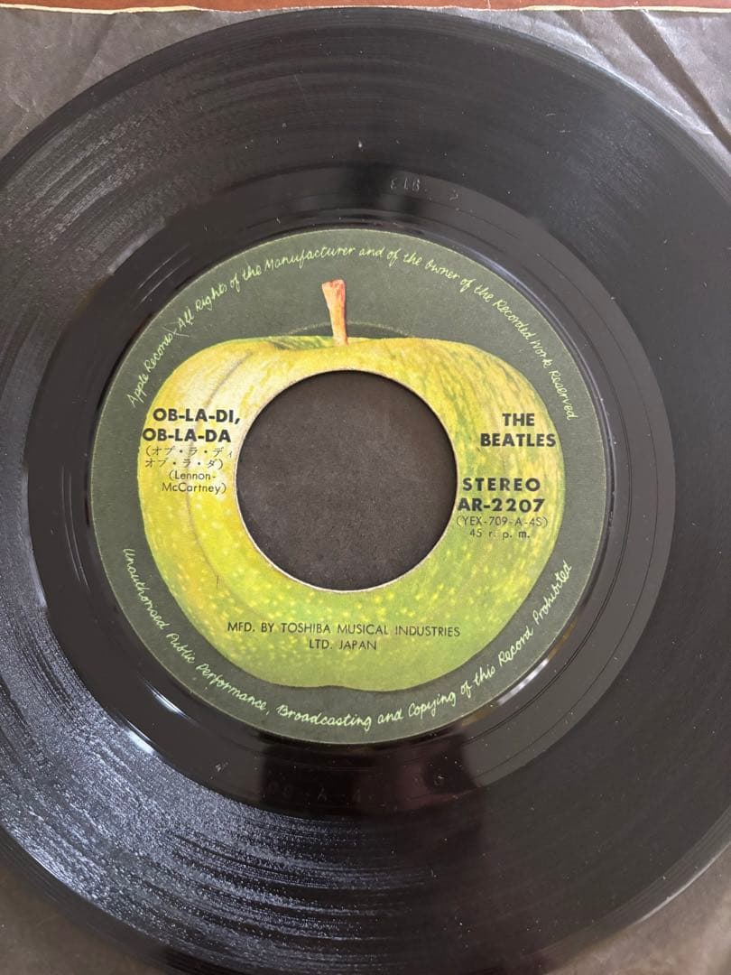 ビートルズ　オブ・ラ・ディ，オブ・ラ・ダ　マイ・ギタージェントソーウィープス