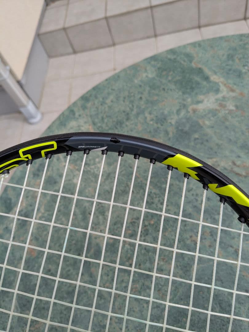 バボラ　ピュアアエロ　2023 100インチ 300g G2