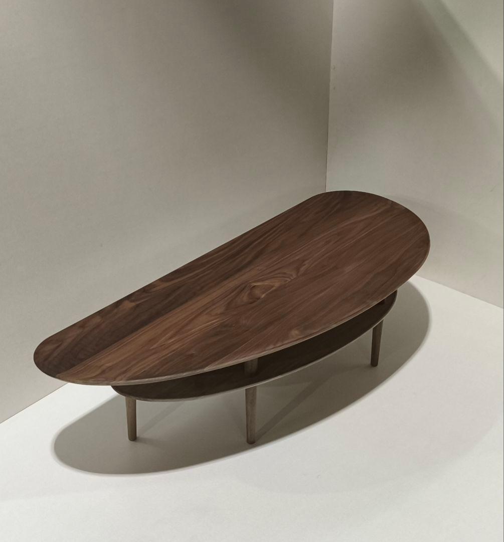 ohanaボルドビーン１２６　ウォールナット無垢リビングテーブル