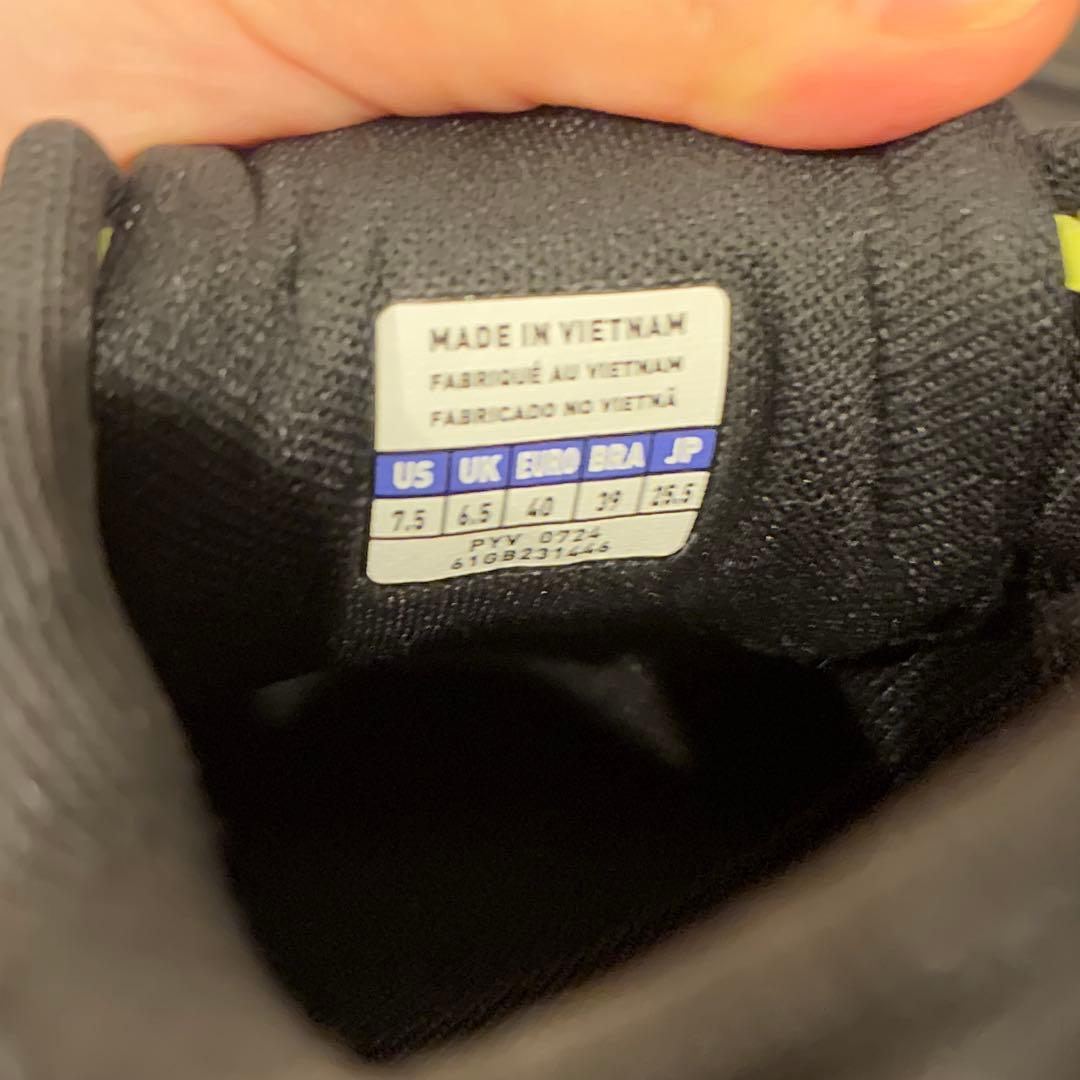 再値下げ！ミズノ　テニスシューズ　ウエーブエクシード　sw oc 25.5センチ