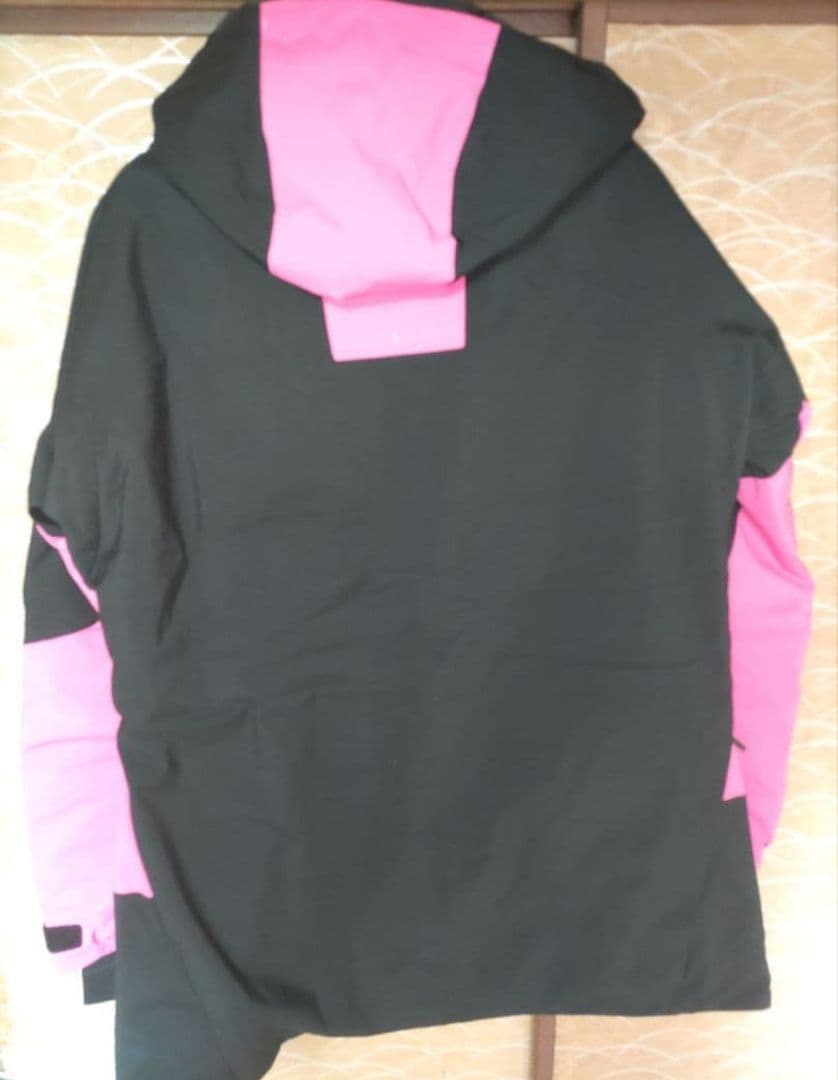 新品タグ付 DESCENT デサント S.I.Oインシュレーションジャケット