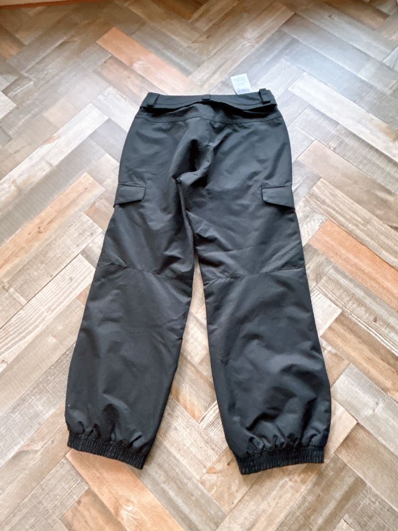 volcom スノーボードウェア　ジャケット、パンツセット