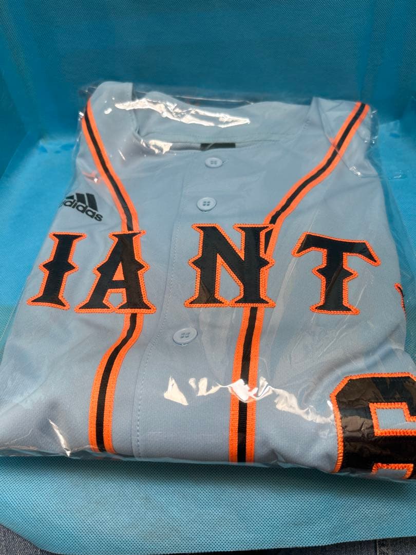adidas ジャイアンツ坂本勇人 レプリカユニホーム　サイズXO 未使用