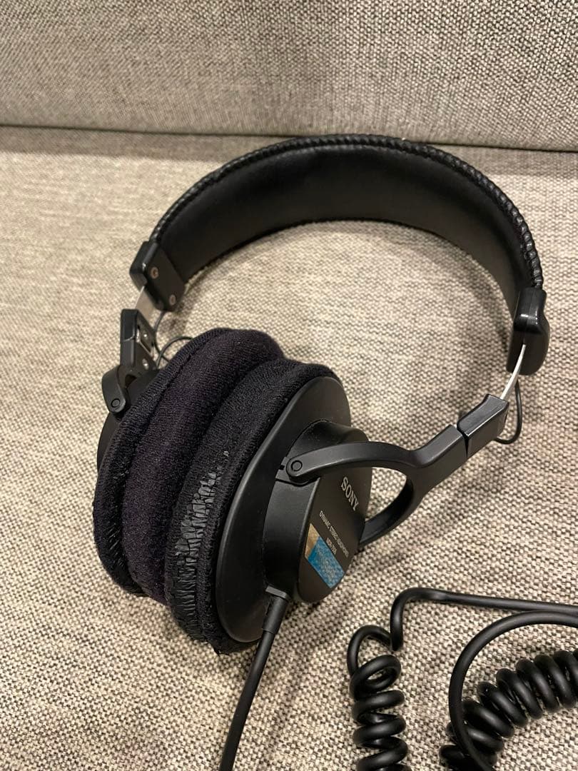 SONY MDR-7506スタジオモニターヘッドホン