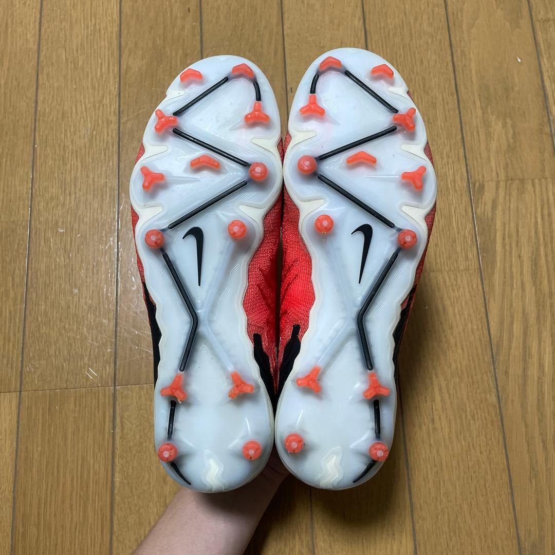 ナイキ　ファントムGX FG