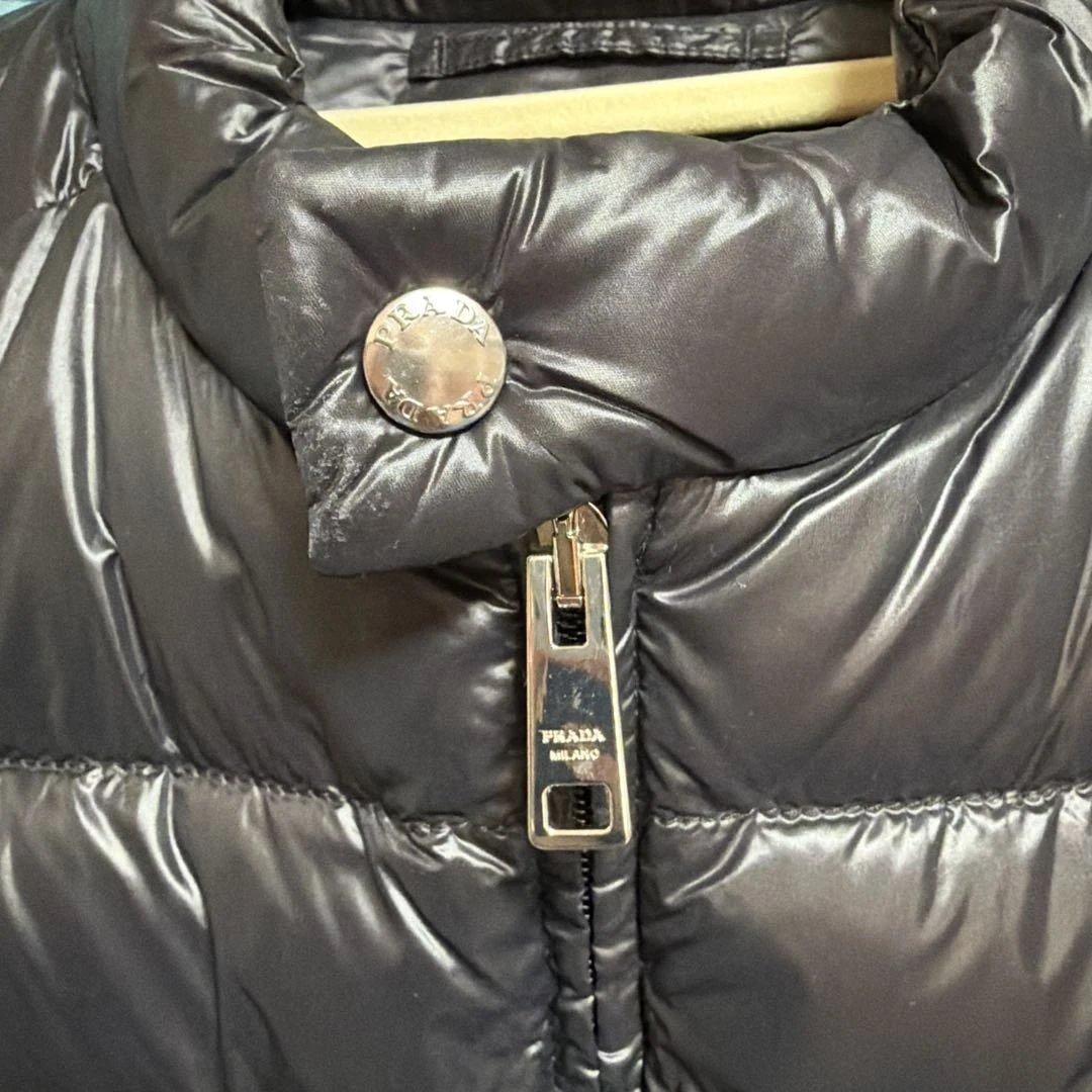 TOMOさん専用 PRADA プラダ　ブラック　ダウンベスト　48