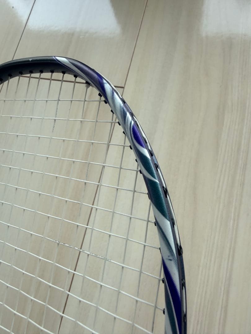 ほぼ未使用。YONEX バドミントンラケット　アストロクス100zx 3u5g