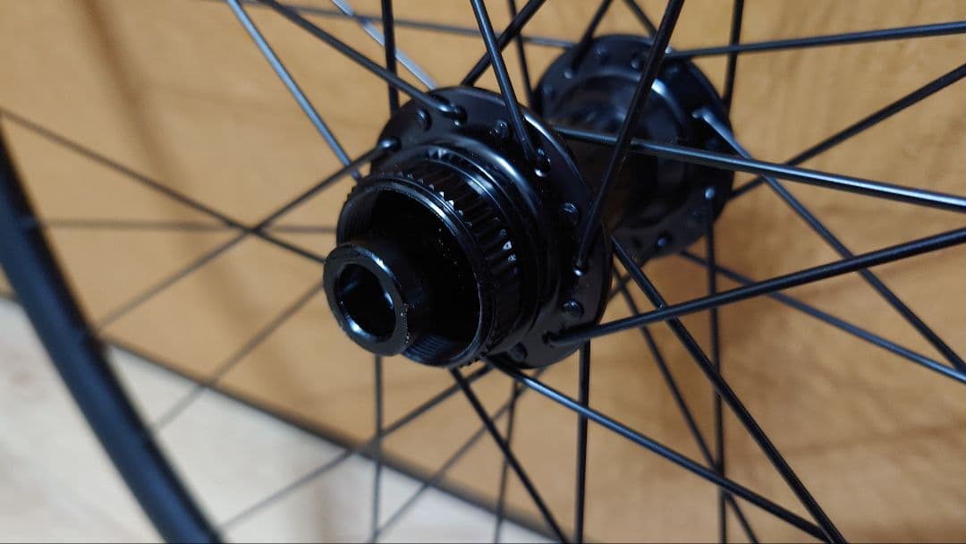 ※7/1 22時まで値下げ　チネリ　ディスクホイール　700c ディスクブレーキ