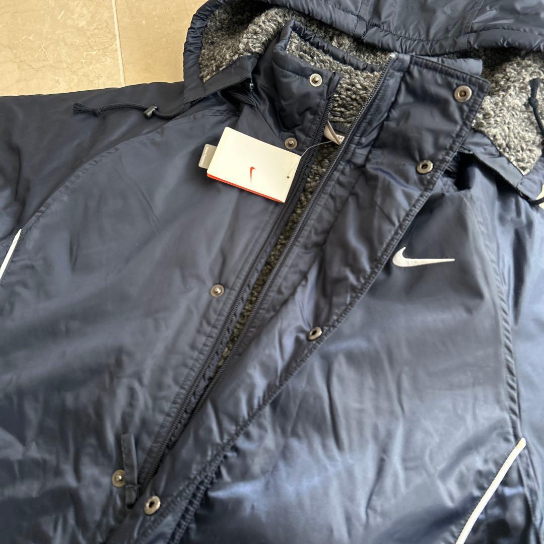 未使用タグ★NIKE 11000円 撥水 防寒 ベンチコート M 紺色 中綿ボア