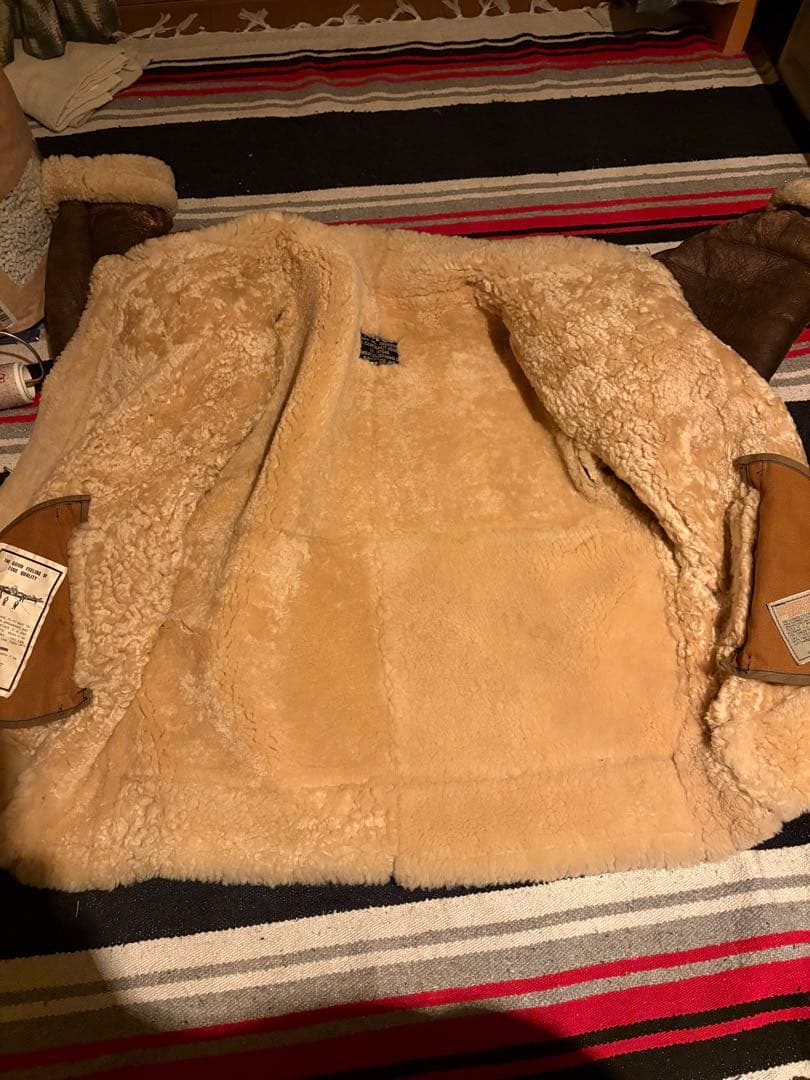 B3 ムートンジャケット