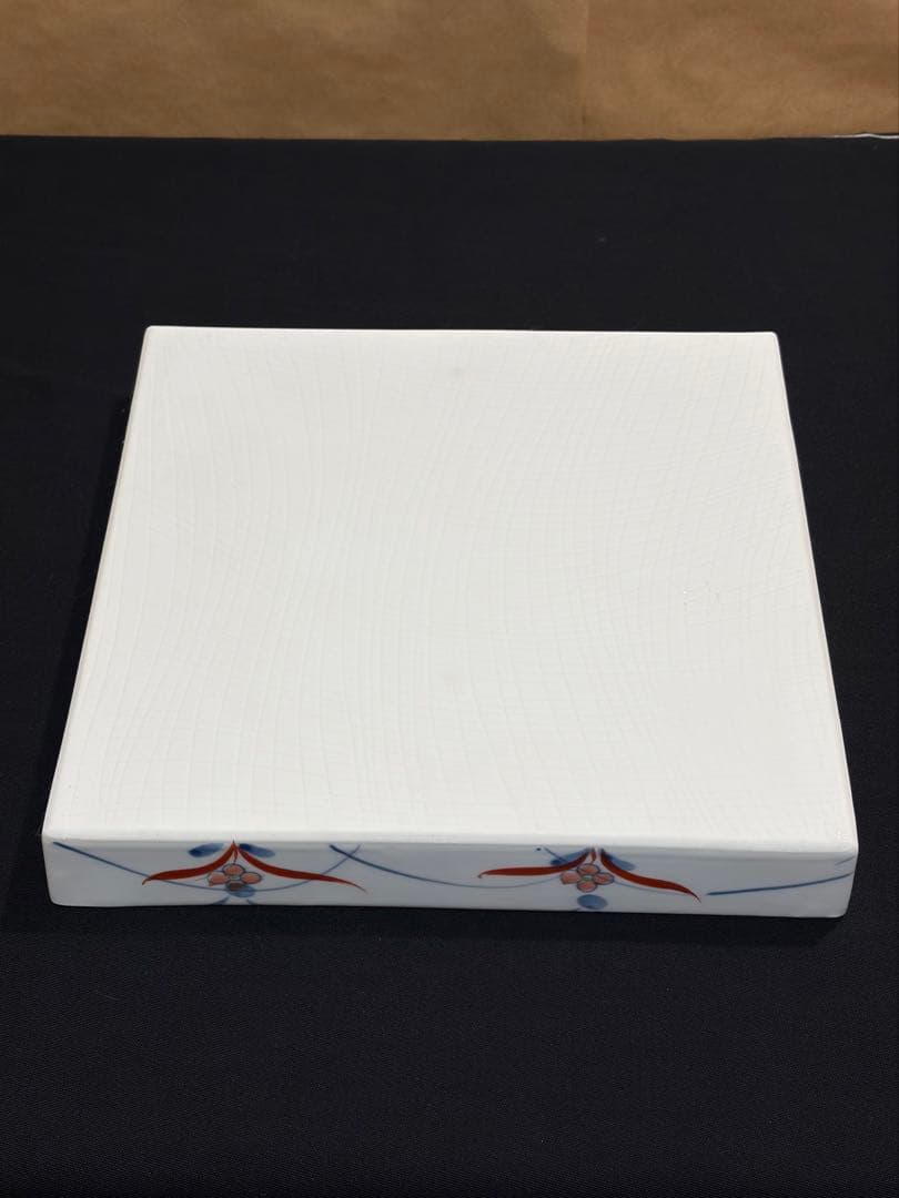 灶師　とうじMARUKO 染錦鳥文角盛鉢　花鳥四角盛り大皿　陶器　四角　大皿