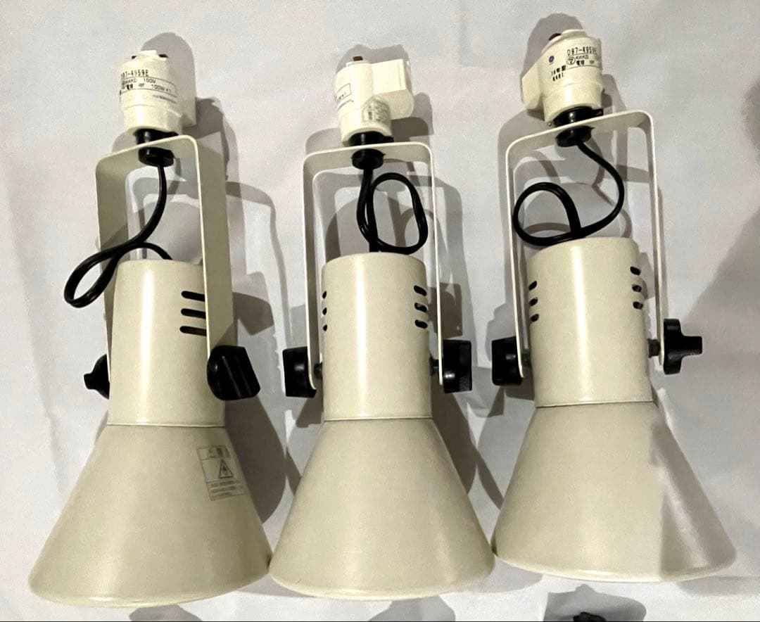 大光電機LEDスポットライト 6個セット 白と黒 LED電球付き 大きめ