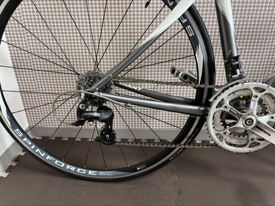 GIANT OCR3ロードバイク シルバー 700C 引取限定