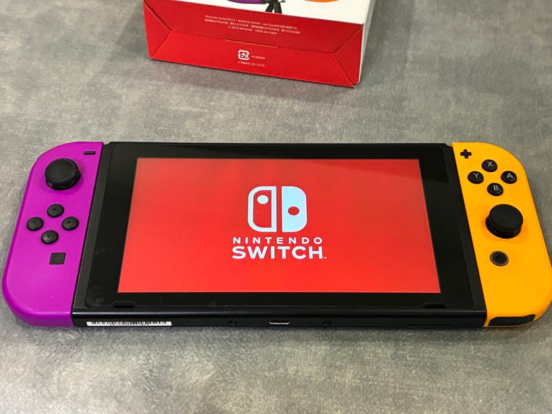 ダークモカさん専用Nintendo Switch Joy-Conパープルオレンジ