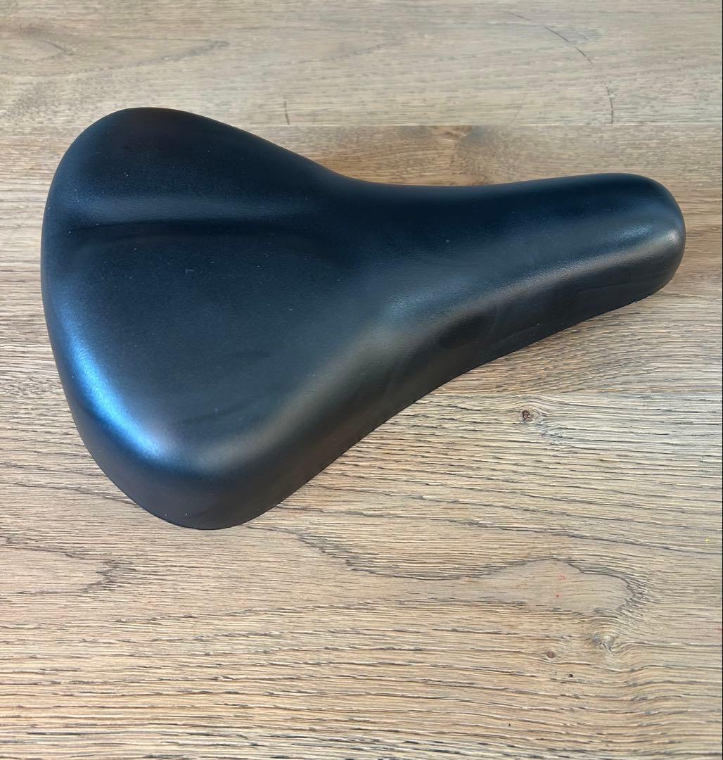 ブロンプトン　純正サドル