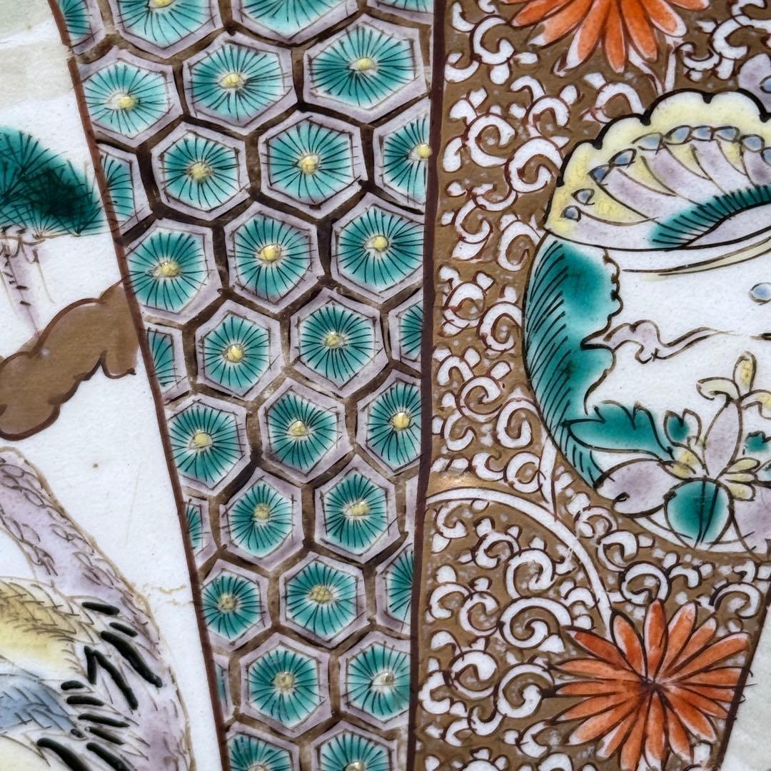 古伊万里　大皿　色絵三方松鶴図大皿　　太明成化年製　裏鳳凰と桐花図