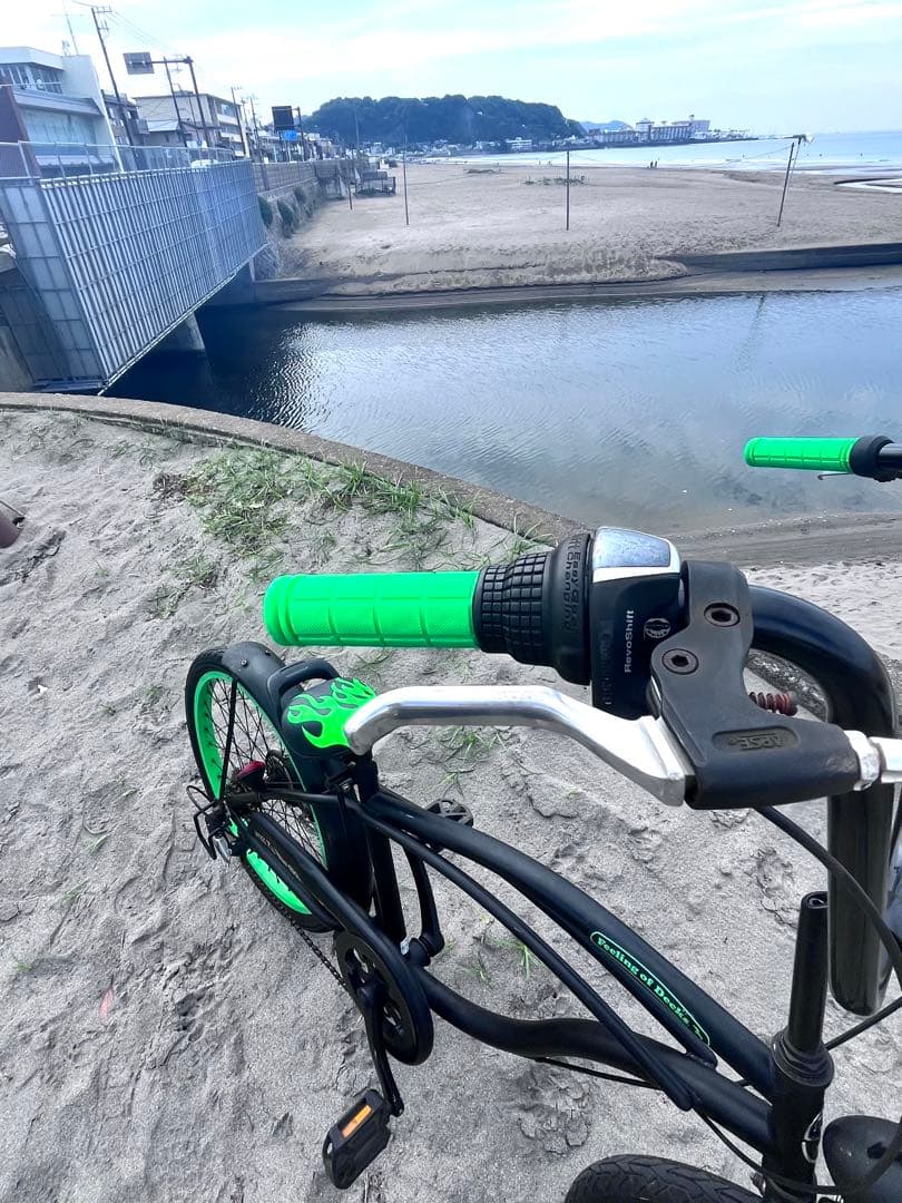 22インチ、チョッパー自転車。新品シート、ハンドル、グリップ、ハンドルポスト。