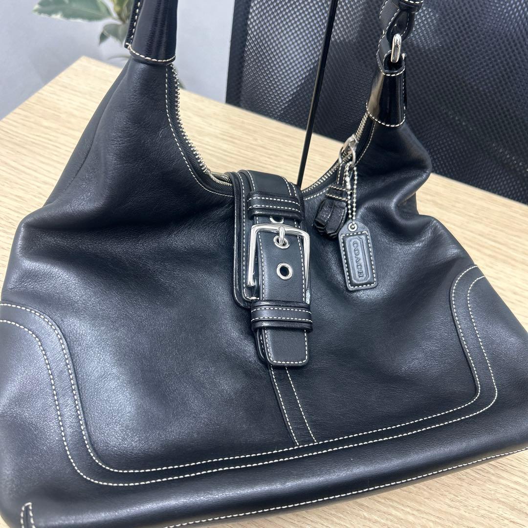 バッグとアクセサリーのセット