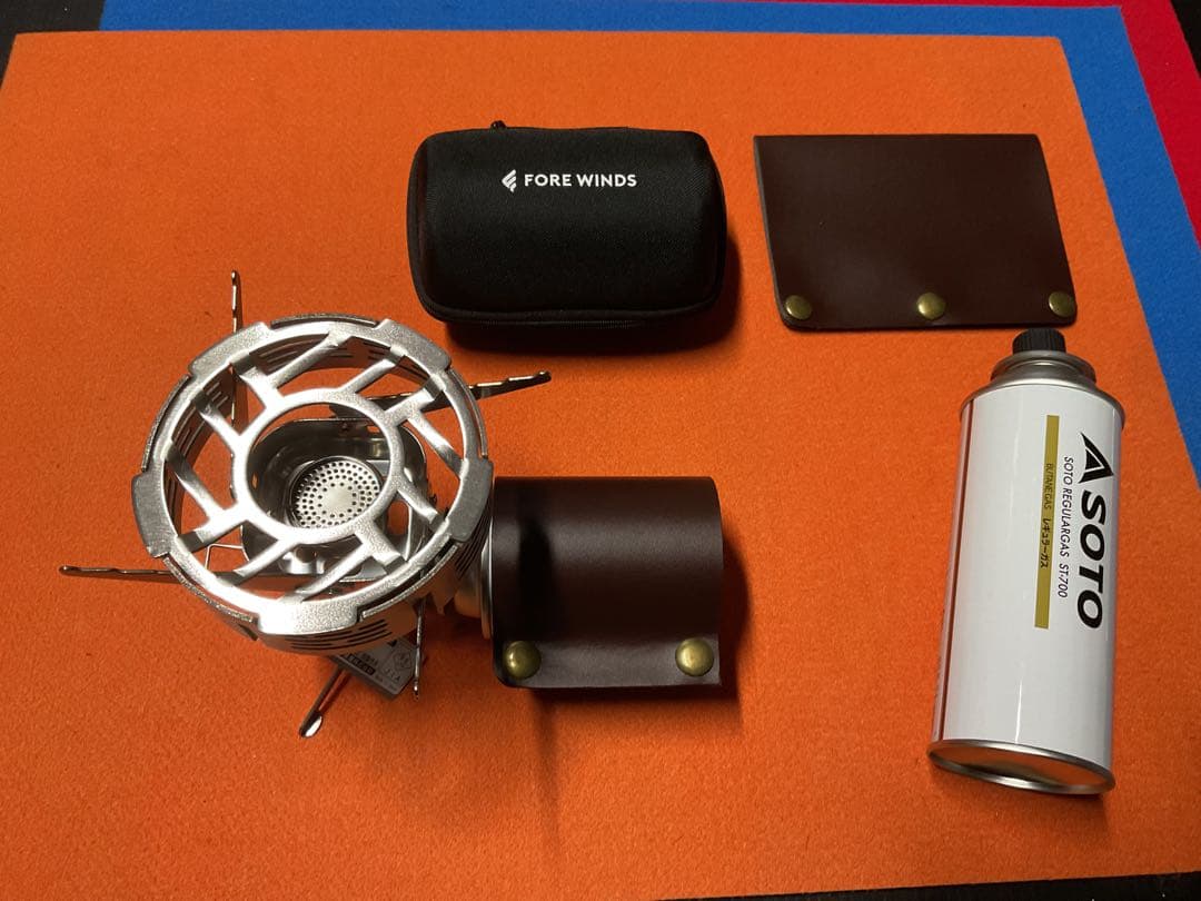 Iwatani FORE WINDSコンパクトキャンプストーブ五徳・CB缶2本付