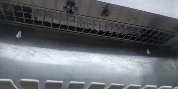 殺菌灯付き包丁保管庫 13本用 ステンレス 壁掛け式 包丁差し 中古品