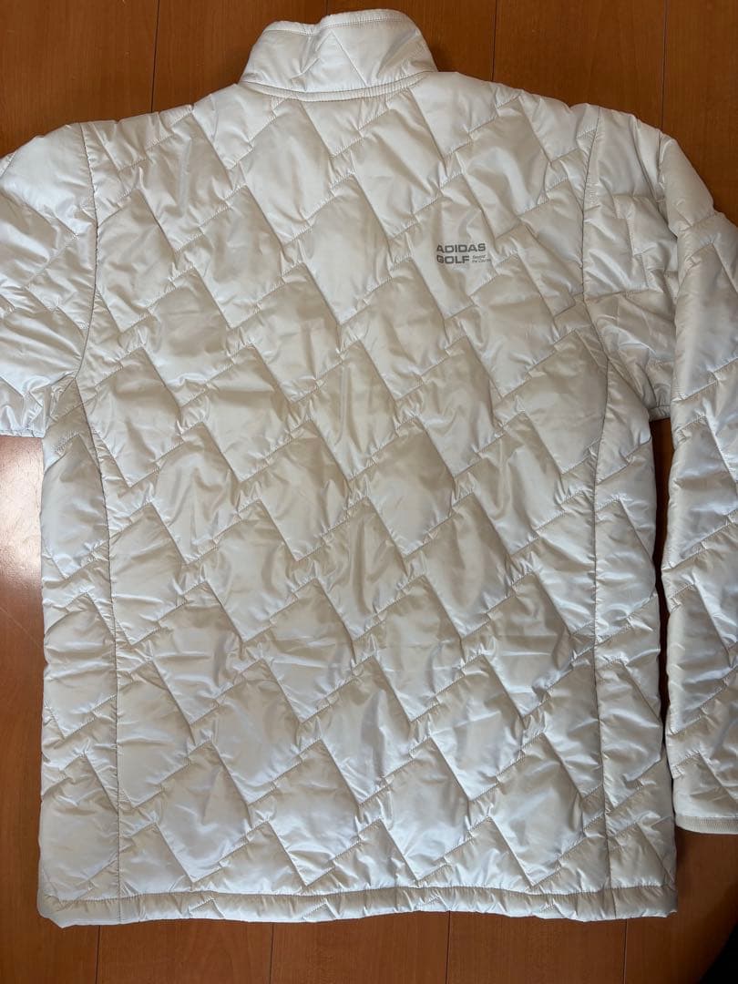adidas ホワイト キルティングジャケット