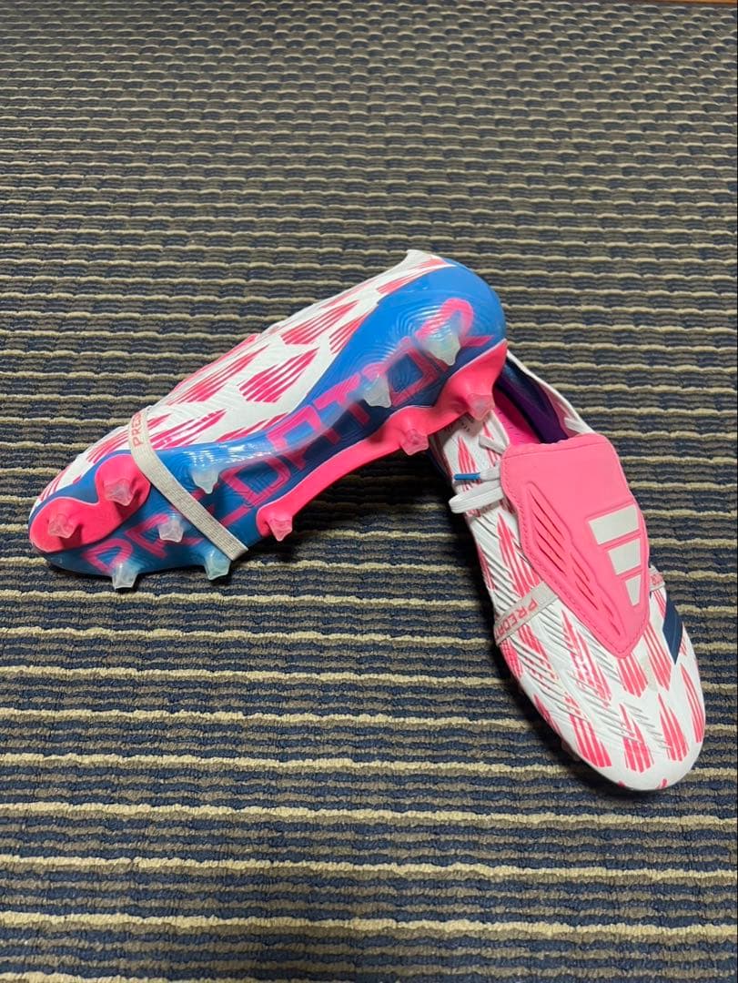 adidas Predator スパイクシューズ ホワイト/ピンク/ブルー