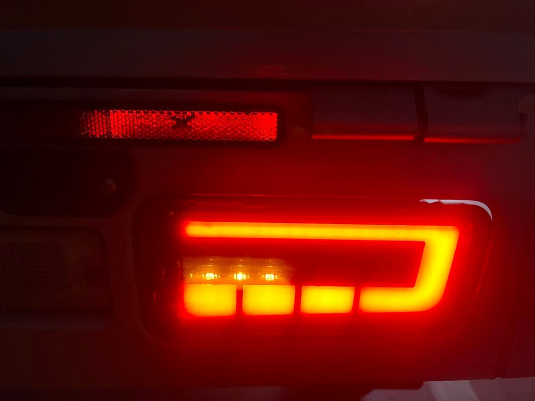 ハイゼット トラック テールランプ ブラック シーケンシャル